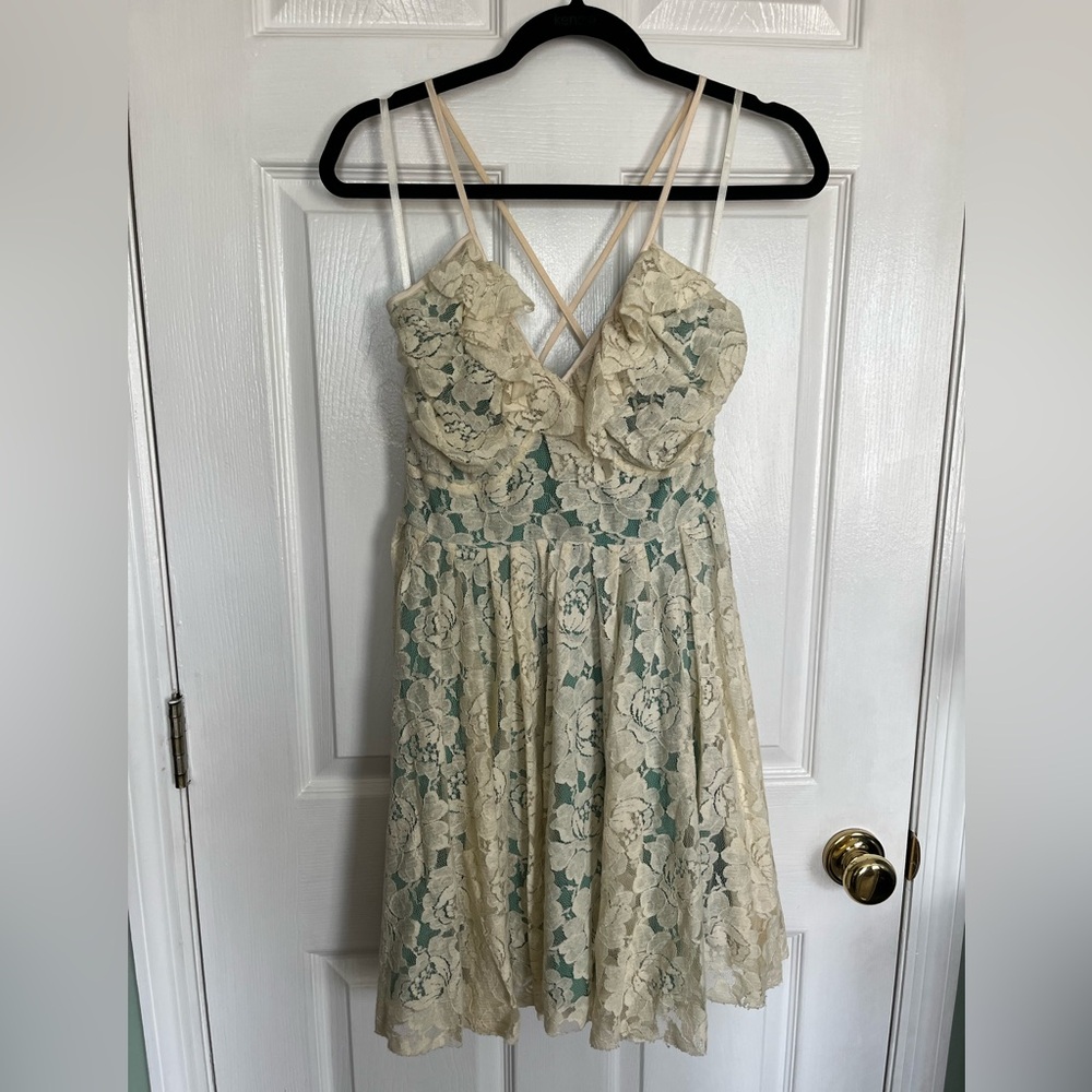 chelsea and violet lacey dress
